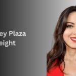 Aubrey Plaza Height, Husband, Net Worth, Biography, Parents & Career